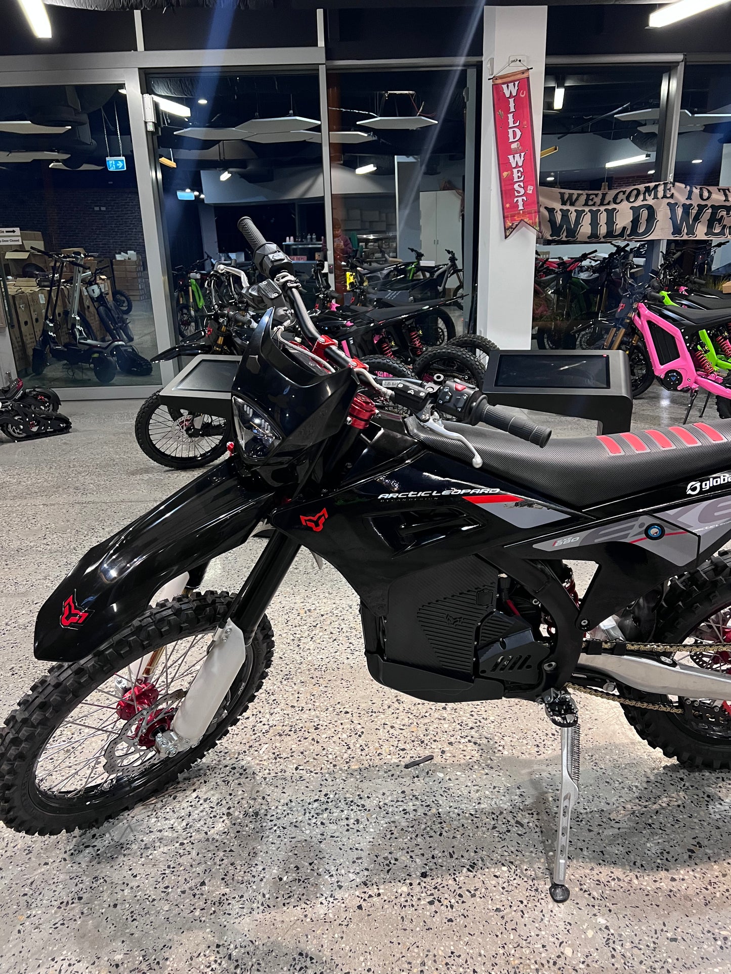 Arctic Leopard 880 — Demo (Ex-Display)