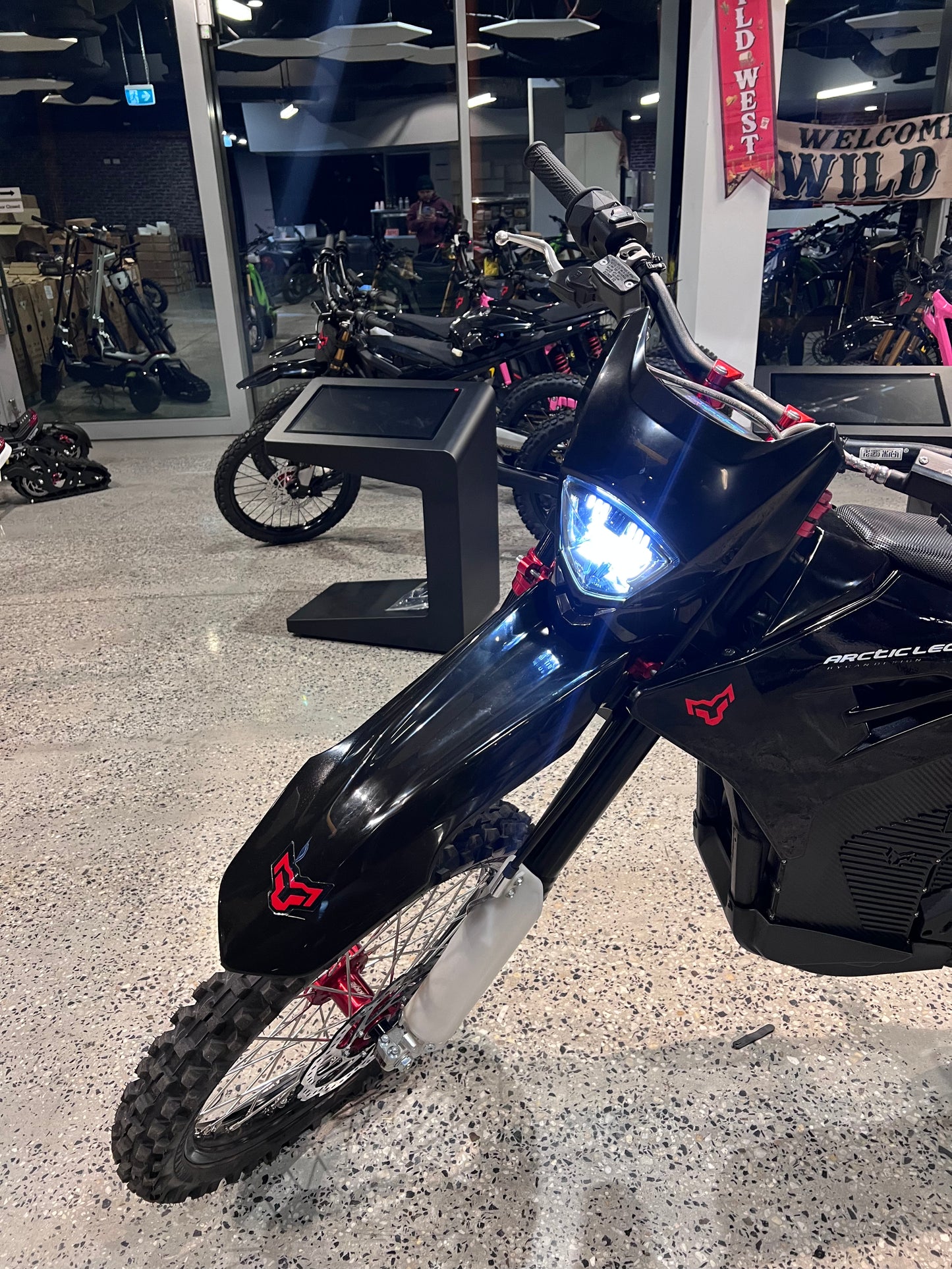 Arctic Leopard 880 — Demo (Ex-Display)